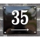 Numéro de maison avec nom et flèche 19x16cm