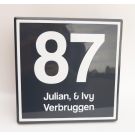 Numéro de maison moderne et épuré émaillé