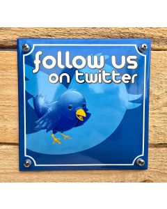 Follow us on Twitter signe