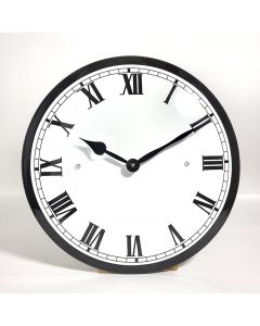 Horloge en émail blanc bord noir romain