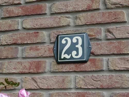 Numéro de maison à oreille