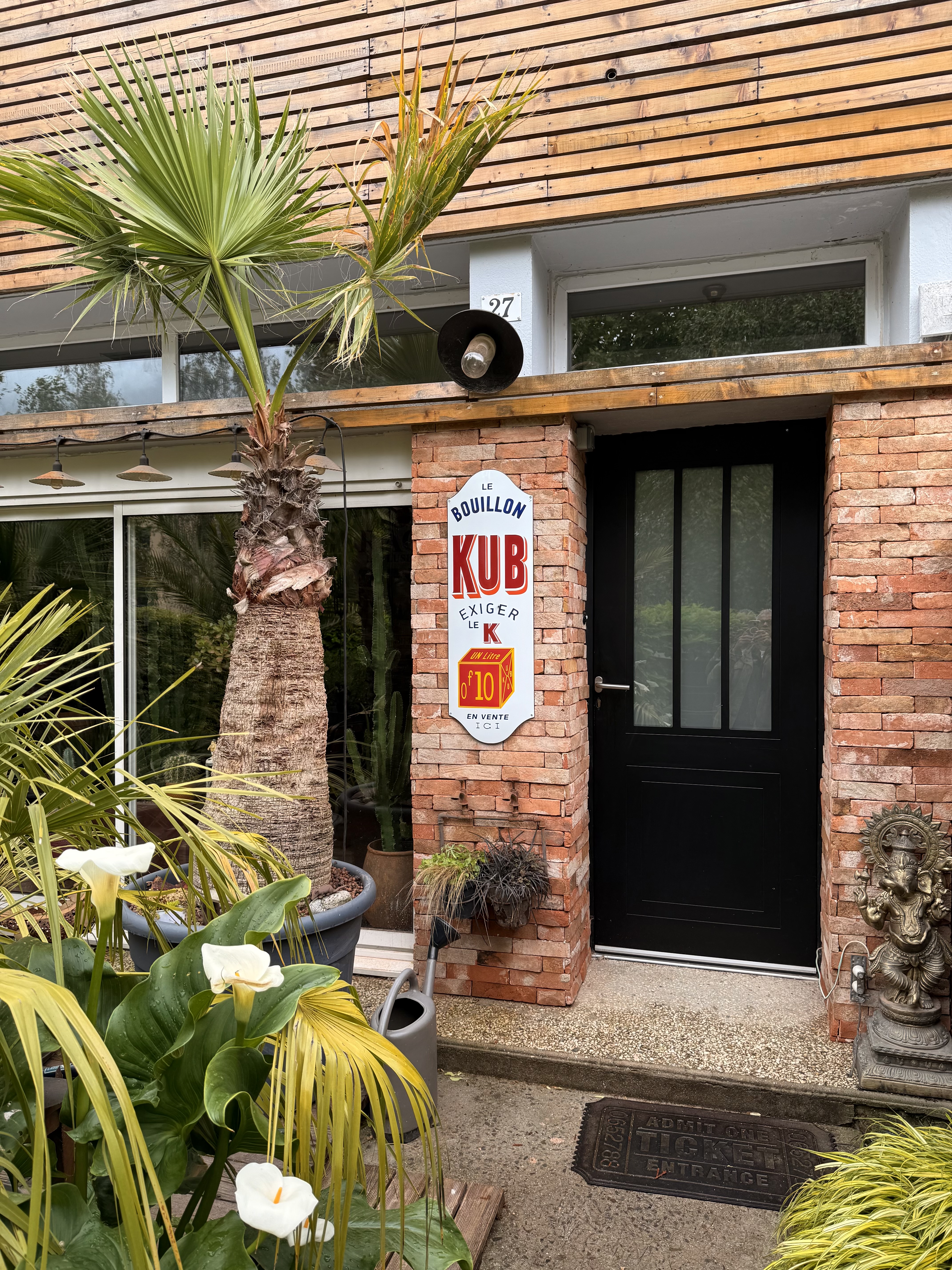 Le Bouillon Kub Exiger LARGE Plaque émaillée 