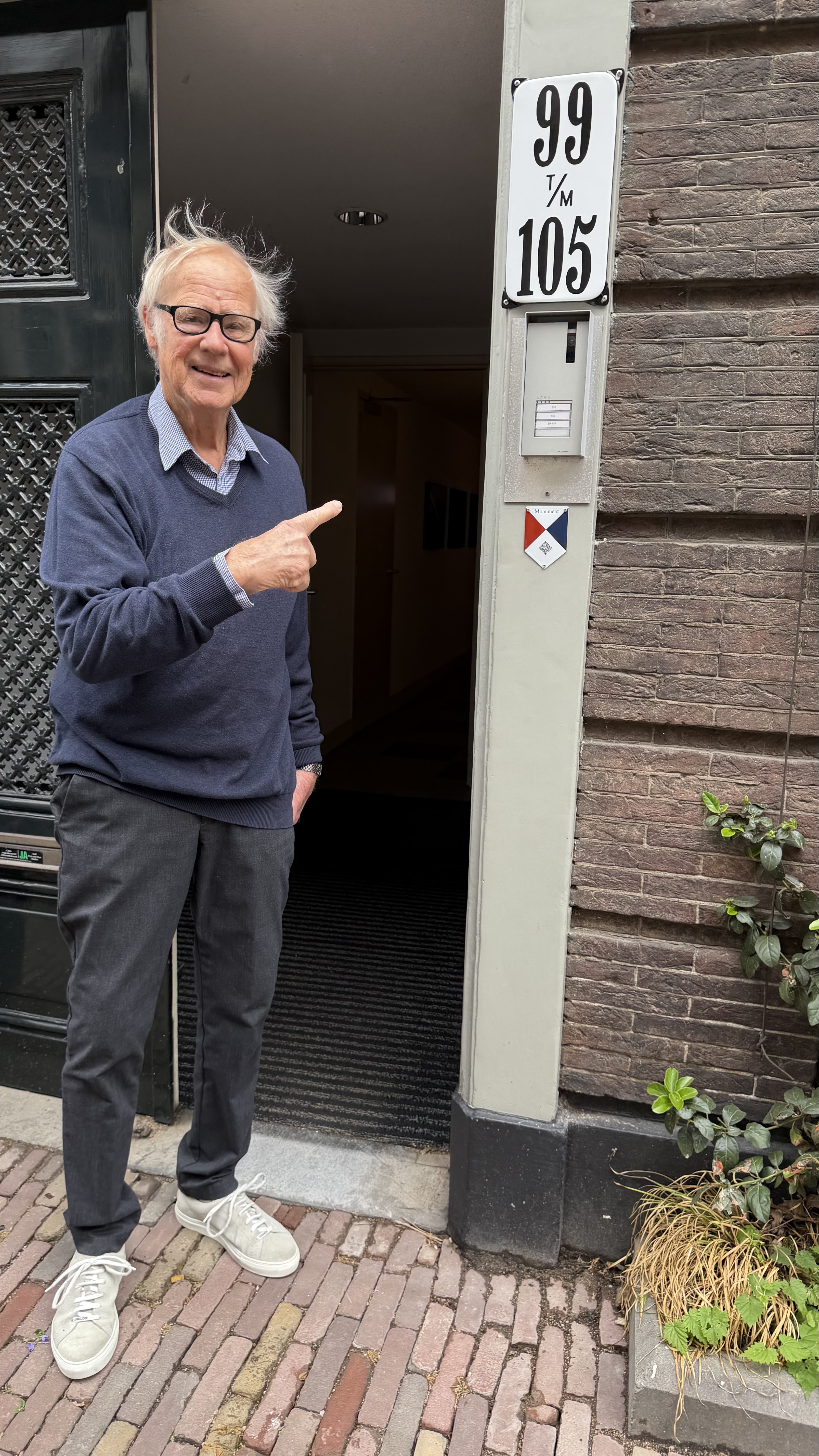 Plaque de numéro d'appartement en émail