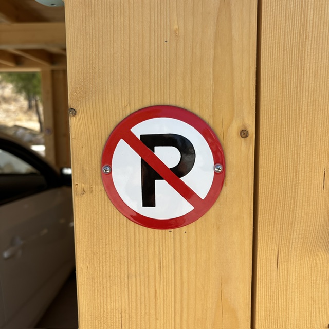 Parking interdit email